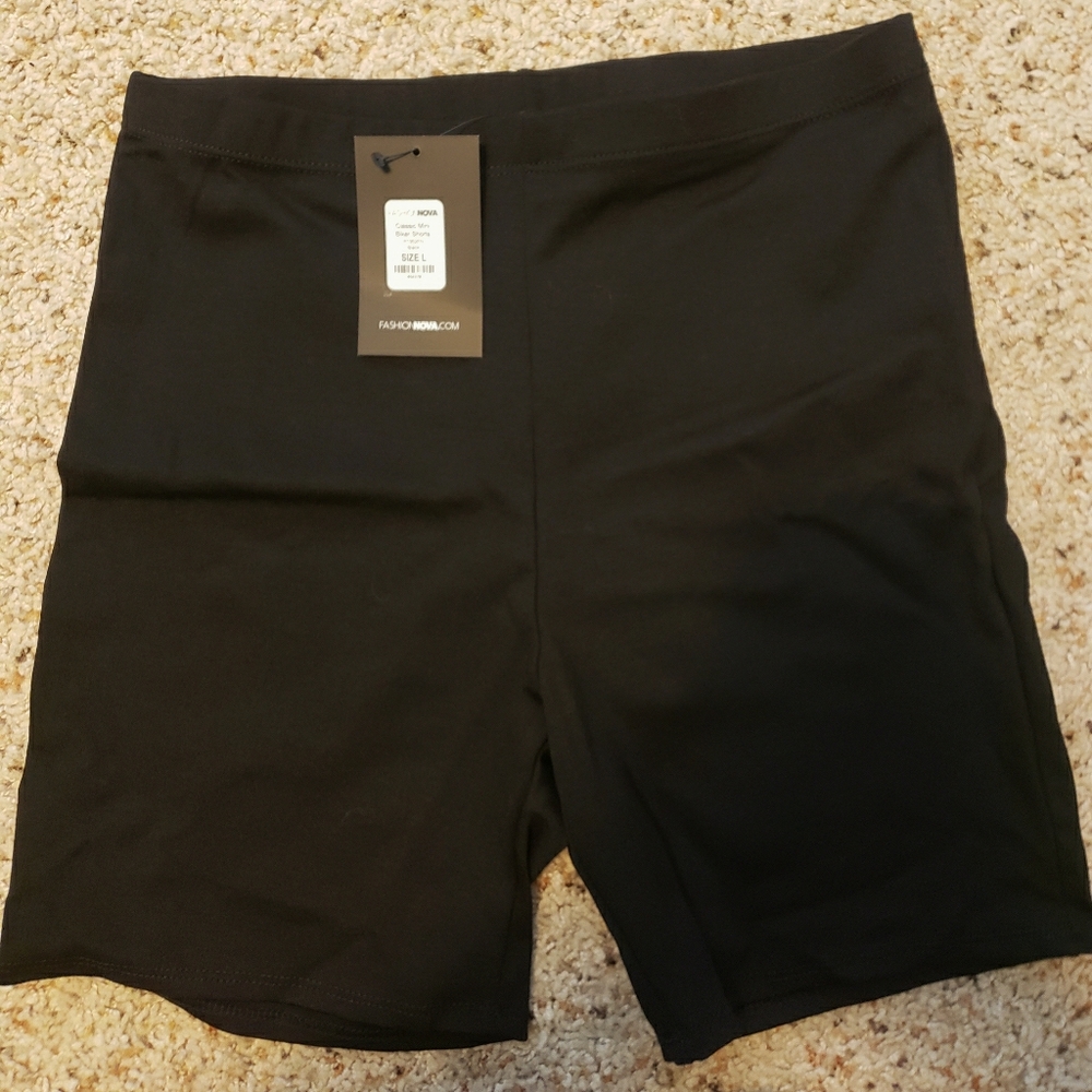 Mini biker shorts L